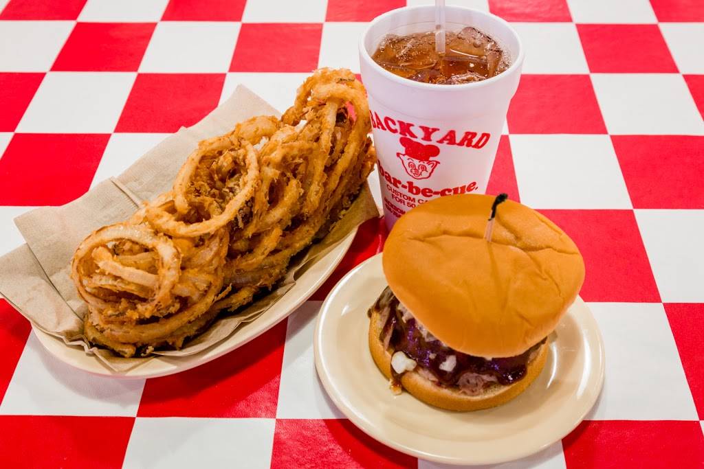 Back Yard Bar-Be-Cue | restaurant | 186 Old Hickory Blvd #2566, Jackson, TN 38305, USA | 7314247640 OR +1 731-424-7640