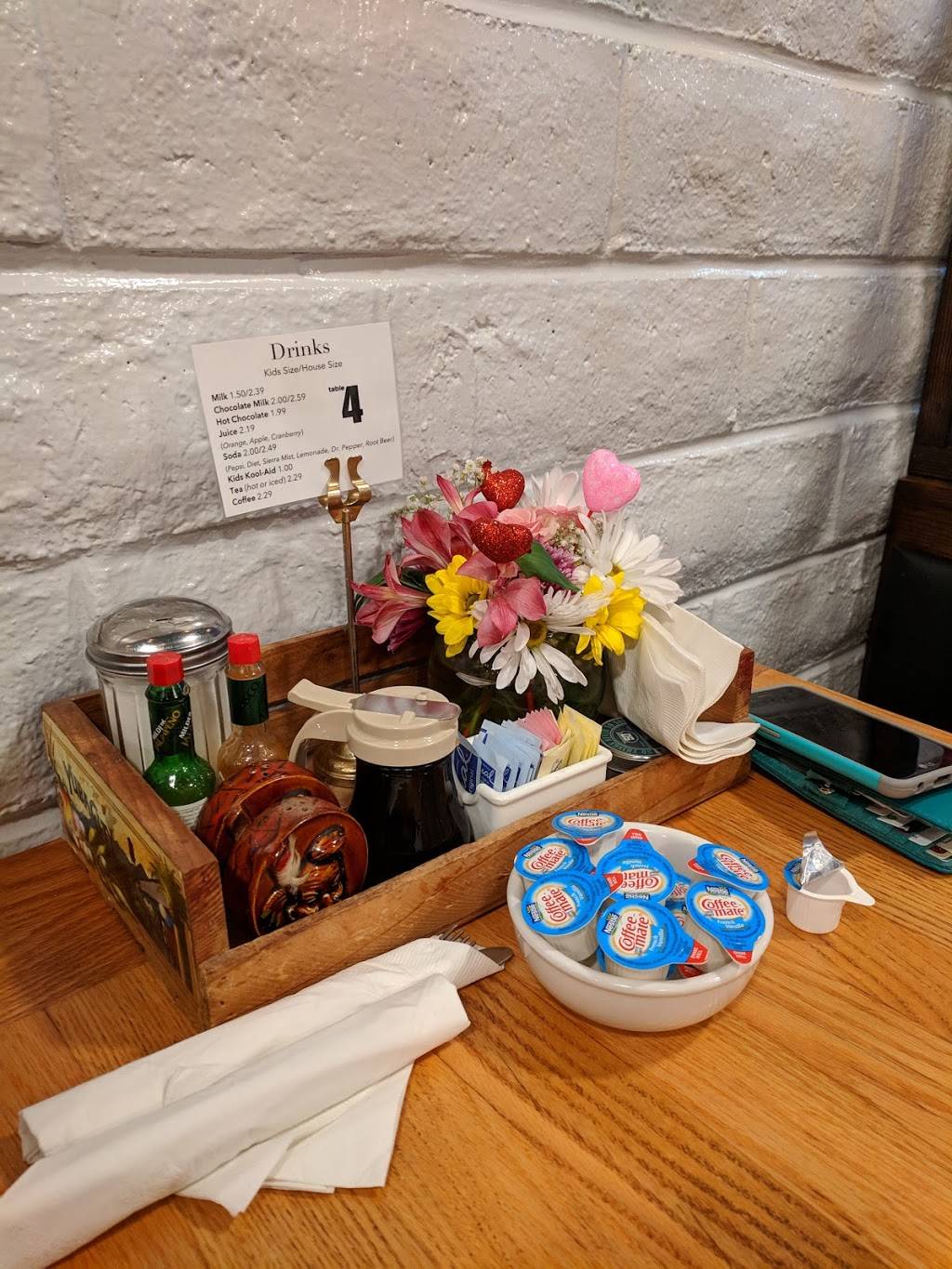 Lambert House Cafe | restaurant | 208 Bridge St, Yuba City, CA 95991, USA | 5306743544 OR +1 530-674-3544