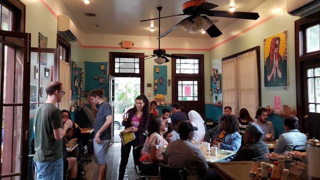 Surreys Uptown | restaurant | 4807 Magazine St, New Orleans, LA 70115, USA | 5048955757 OR +1 504-895-5757