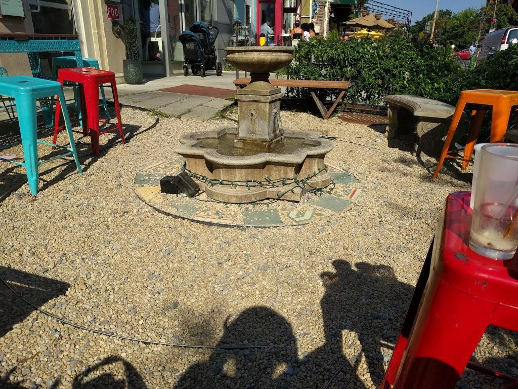 Taqueria Nacional | restaurant | 1409 T St NW, Washington, DC 20009, USA | 2022991122 OR +1 202-299-1122