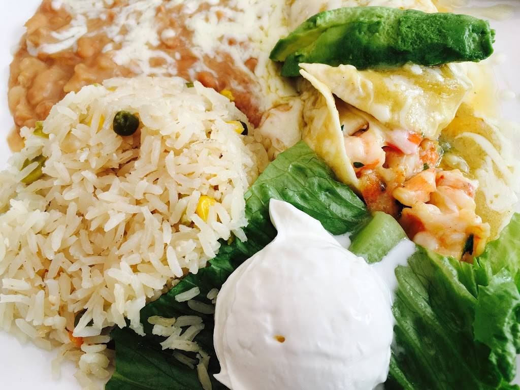 Hacienda On The Lake | restaurant | 27792 Vista Del Lago, Mission Viejo, CA 92692, USA | 9492157313 OR +1 949-215-7313