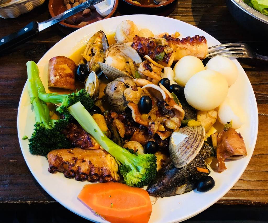 Valenca | restaurant | 665 Monroe Ave, Elizabeth, NJ 07201, USA | 9083542525 OR +1 908-354-2525