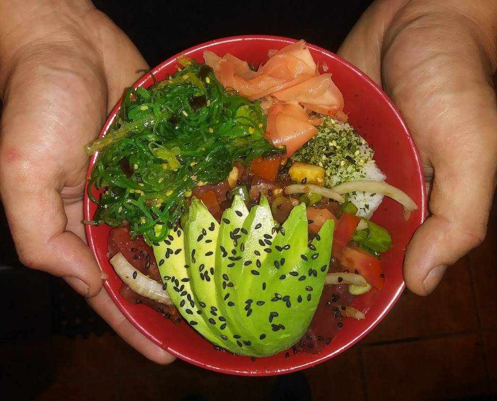 Pono Hawaiian Kitchen & Tap | restaurant | 3744 Capitola Rd, Santa Cruz, CA 95062, USA | 8314767458 OR +1 831-476-7458