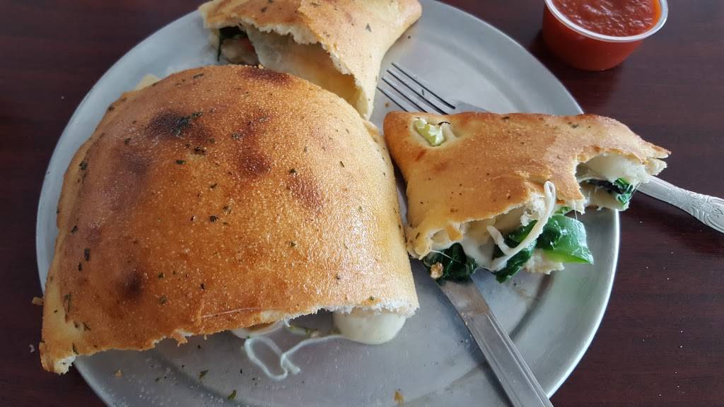 Napolis Pizza Cuisine | restaurant | 5624 Arlington Rd, Jacksonville, FL 32211, USA | 9047451500 OR +1 904-745-1500