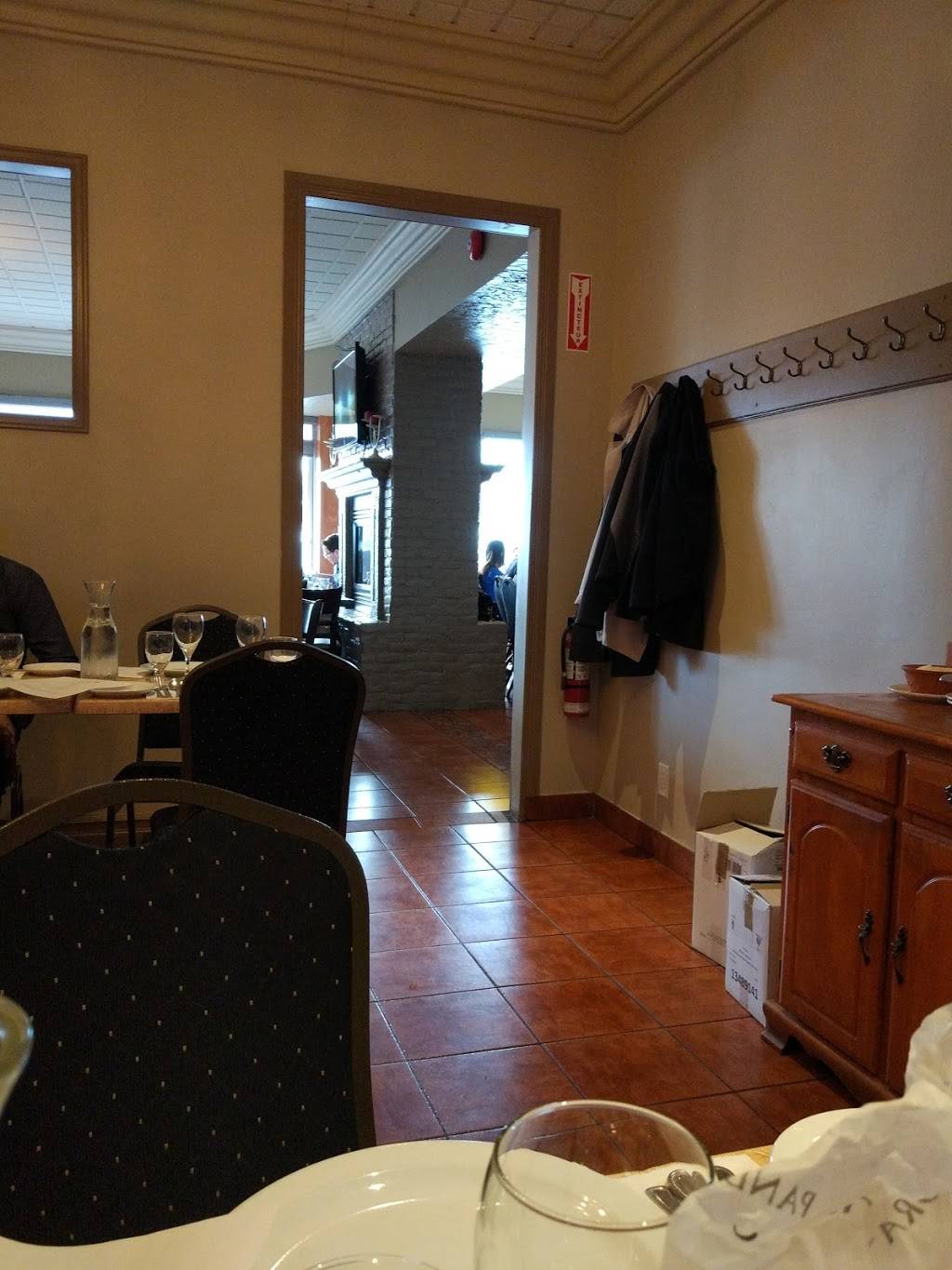 Meridiana | restaurant | 500 Boulevard Saint-Martin O, Laval, QC H7M 3Y2, Canada | 4509757555 OR +1 450-975-7555