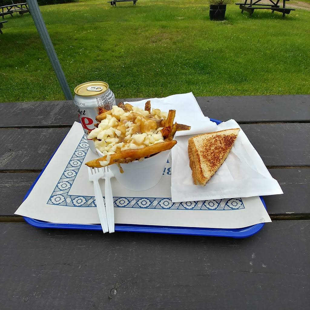 Casse Croûte Chez France | restaurant | RR 1, 916 Chemin du Lac Supérieur, Lac-Supérieur, QC J0T 1J0, Canada | 8196886168 OR +1 819-688-6168
