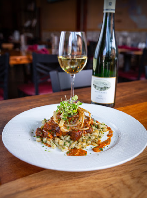 Wienerstube Restaurant | restaurant | 351 Market St, Basalt, CO 81621, USA | 9702795567 OR +1 970-279-5567