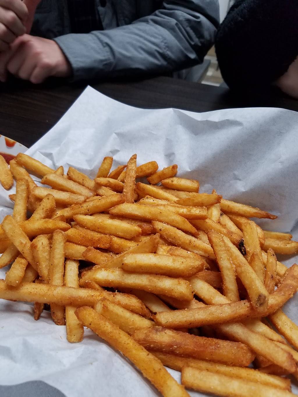 MVPs Grill & Patio | restaurant | 2742 E 4th St, Long Beach, CA 90814, USA | 5624390809 OR +1 562-439-0809