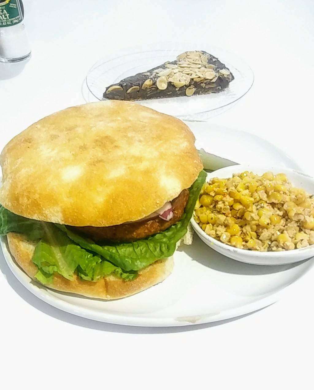 20West Café | restaurant | 20 W Adams St, Jacksonville, FL 32202, USA | 9042220695 OR +1 904-222-0695