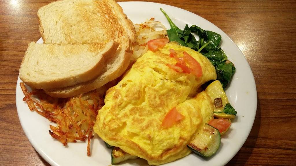 Dennys | restaurant | 1390 S 1st St, San Jose, CA 95110, USA | 4082926217 OR +1 408-292-6217