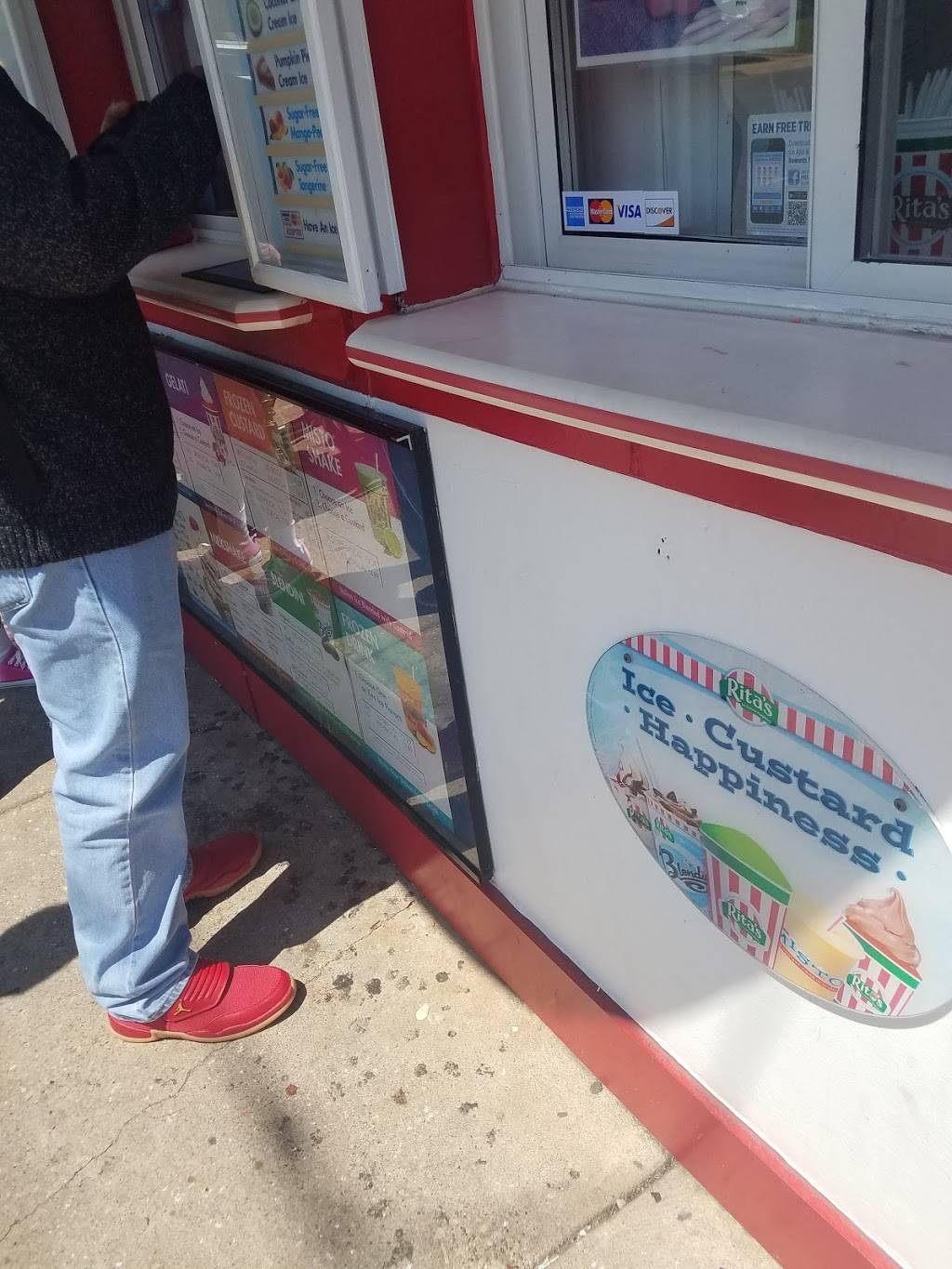 Ritas Italian Ice & Frozen Custard | restaurant | 1901 Rhawn St, Philadelphia, PA 19111, USA | 2157455417 OR +1 215-745-5417
