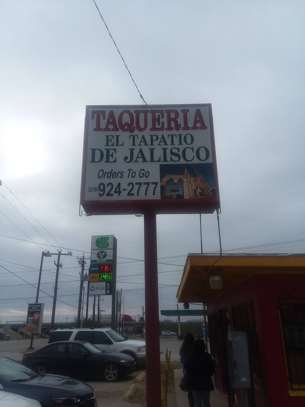Taqueria El Tapatio De Jalisco | restaurant | 5323 Roosevelt Ave, San Antonio, TX 78214, USA | 2109242777 OR +1 210-924-2777