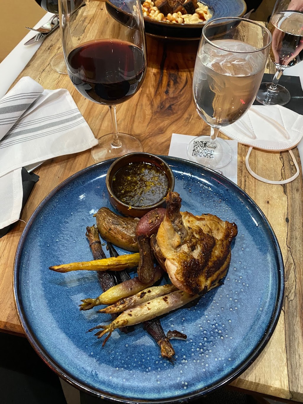 City Cellars HTX | restaurant | 1801 Binz St Suite 120, Houston, TX 77004, USA | 7132992877 OR +1 713-299-2877