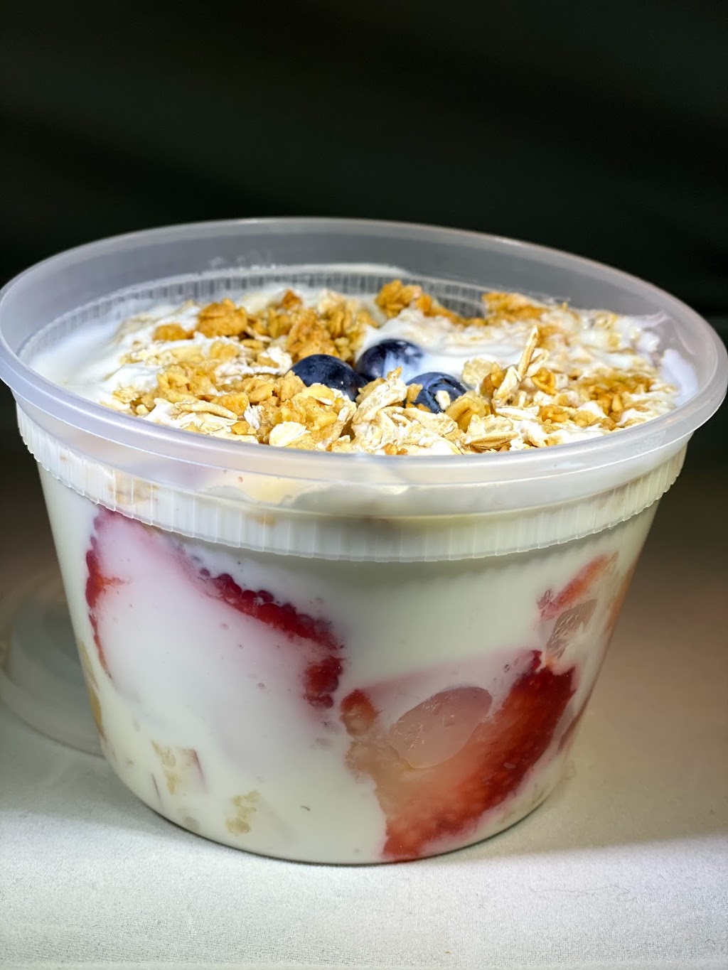 Antojitos la Esquina | restaurant | 2600 W Touhy Ave, Chicago, IL 60645, USA | 3127584105 OR +1 312-758-4105