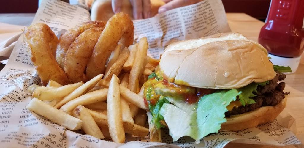 Wayback Burgers | restaurant | 2530 S Washington Ave, Titusville, FL 32780, USA | 3215675012 OR +1 321-567-5012