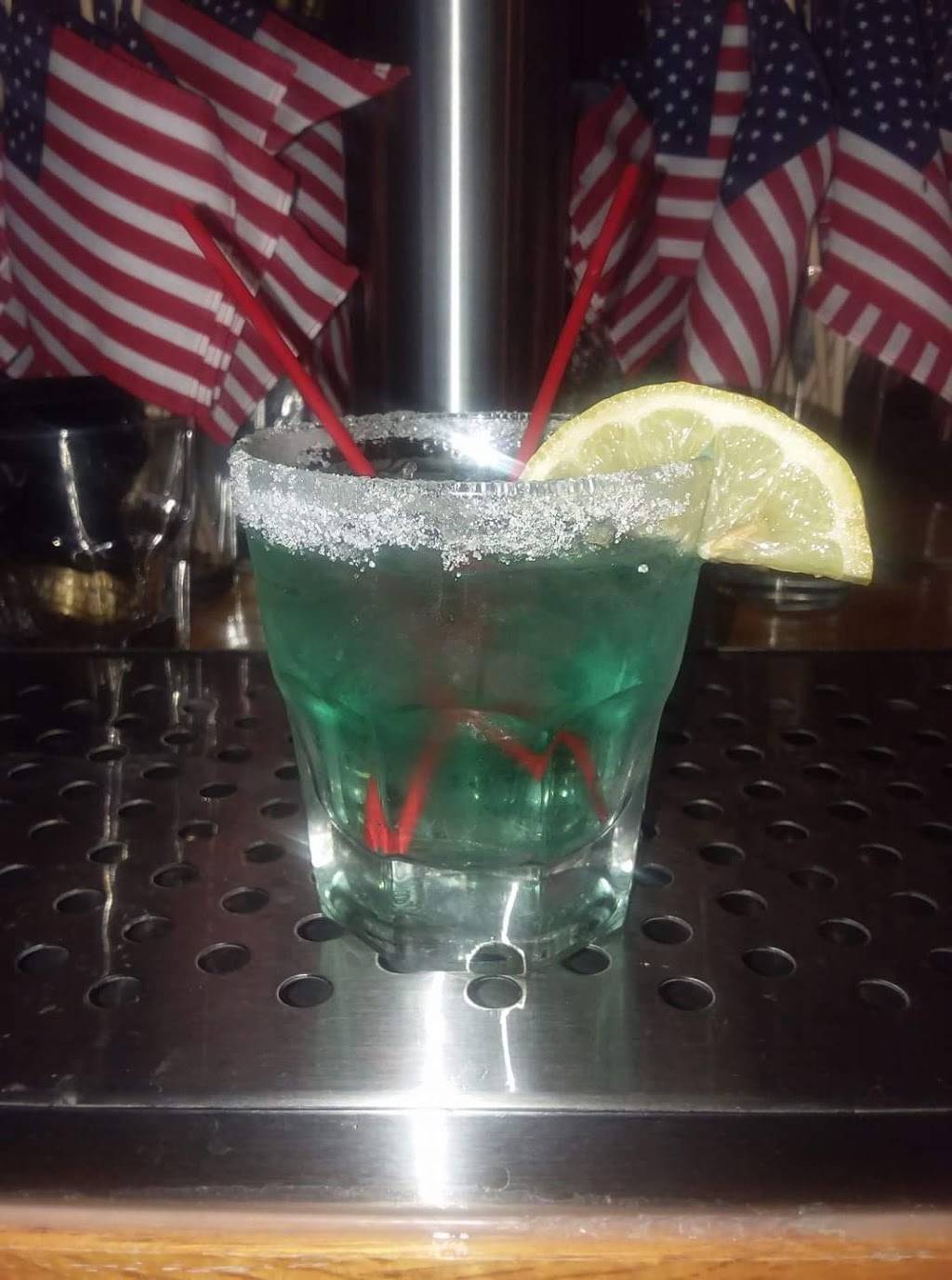 Cattle Zone Restaurant and Bar | restaurant | 6001 Lower Valley Pike, Springfield, OH 45502, USA | 9378824050 OR +1 937-882-4050