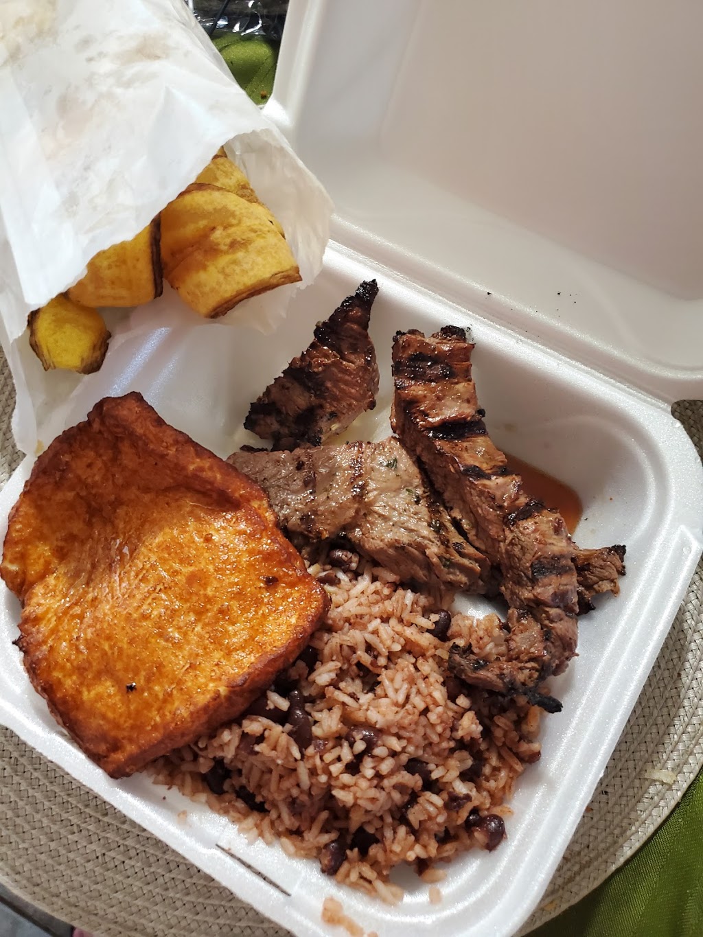 Fritanga Fritangon Nica | restaurant | 6799 Stirling Rd, Davie, FL 33314, USA | 9549288844 OR +1 954-928-8844