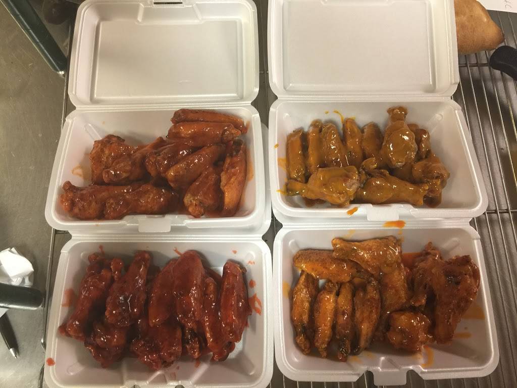 Nickys Pizzeria | restaurant | 1916 McCartney Rd, Campbell, OH 44405, USA | 3307470381 OR +1 330-747-0381