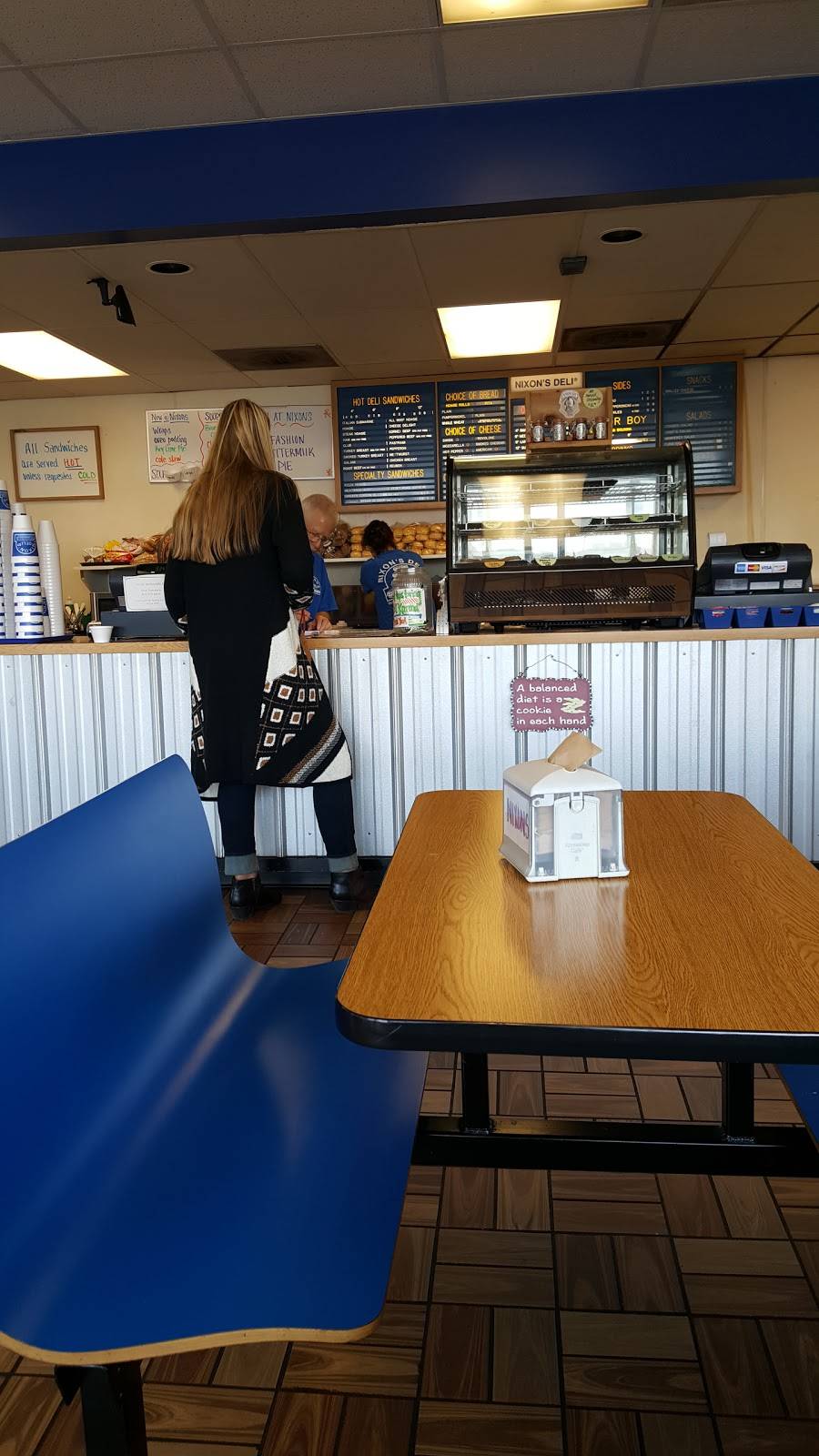 Nixons Deli | meal takeaway | 5716 Kingston Pike, Knoxville, TN 37919, USA | 8655586354 OR +1 865-558-6354