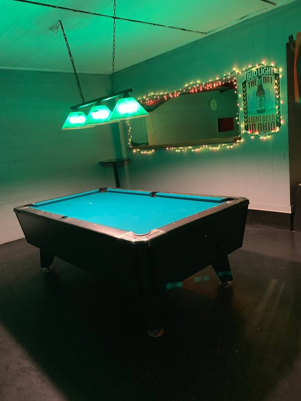 Shans Bar & Grill LTD | restaurant | 18 - 20 E High St, London, OH 43140, USA | 7409083188 OR +1 740-908-3188