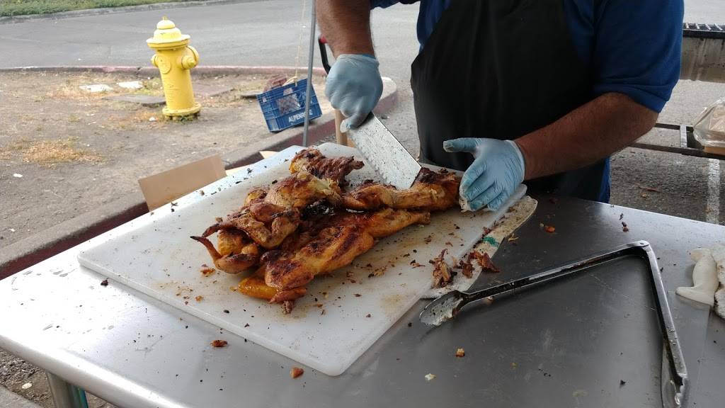 La Tovara | restaurant | 1032 N Pacific Hwy, Woodburn, OR 97071, USA | 5039020661 OR +1 503-902-0661