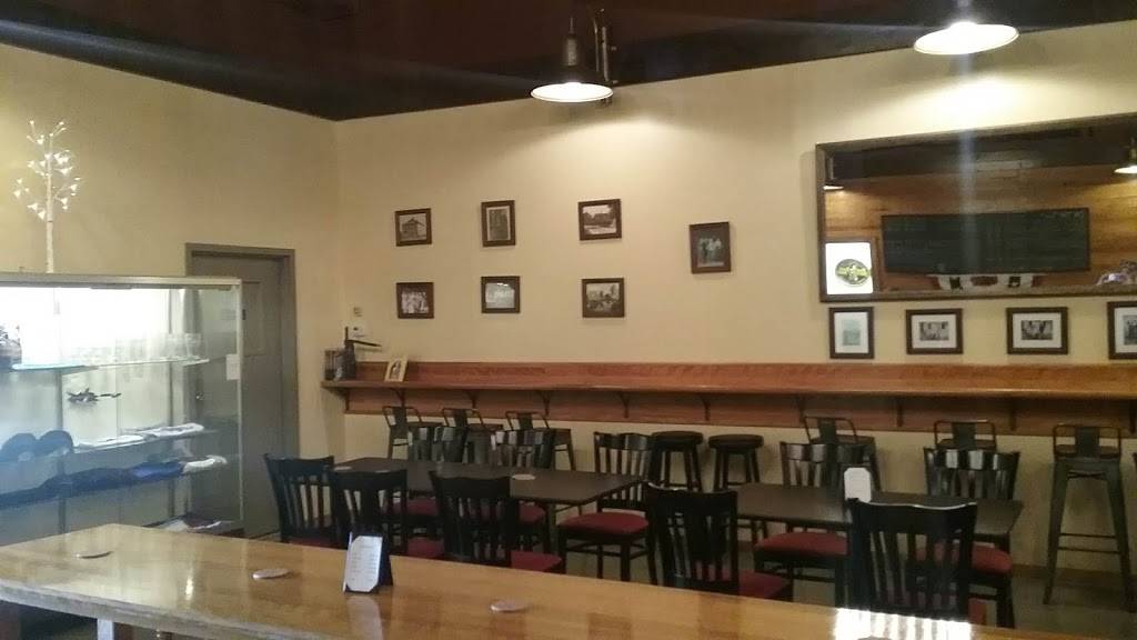 Veracious Brewing | restaurant | 246 Main St, Monroe, CT 06468, USA | 2038805670 OR +1 203-880-5670