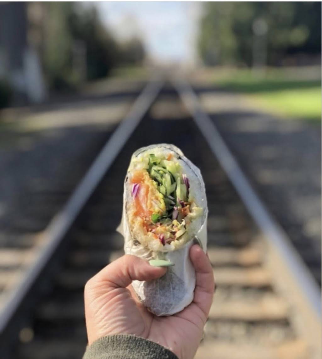 Lets Roll PDX - Cartside | meal takeaway | 1825 N Williams Ave, Portland, OR 97227, USA | 5037160126 OR +1 503-716-0126