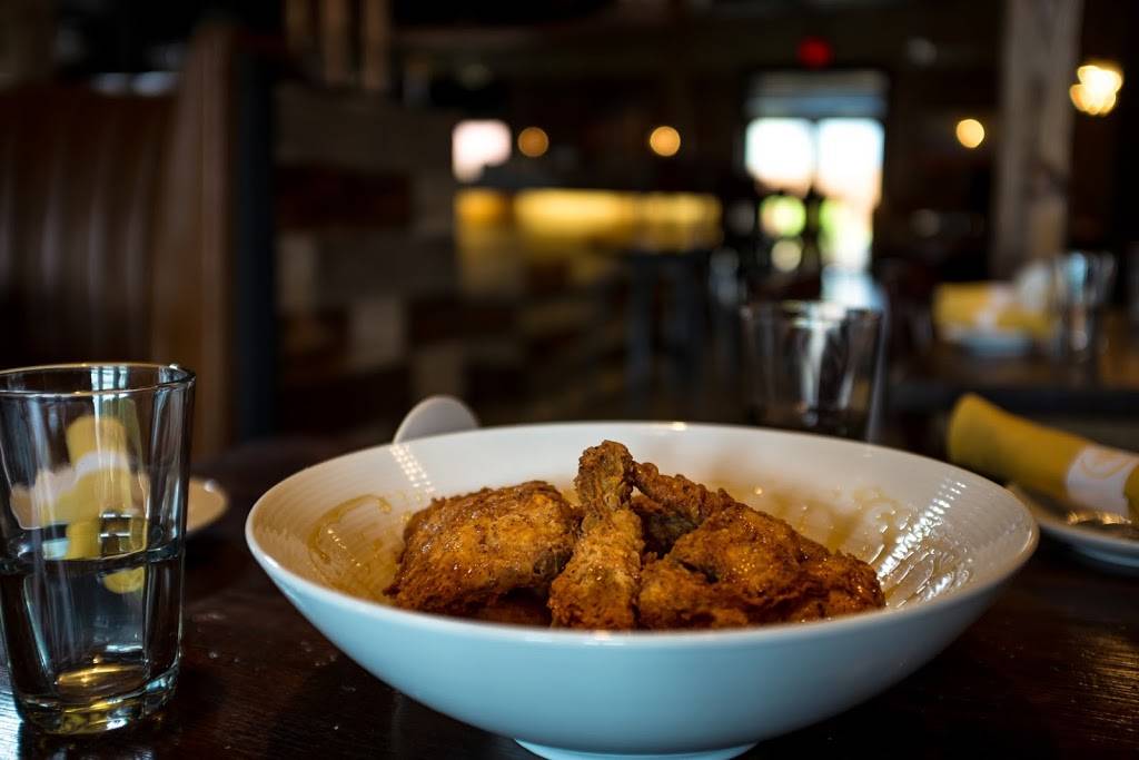 Social Southern Table & Bar | restaurant | 3901 Johnston St, Lafayette, LA 70503, USA | 3374563274 OR +1 337-456-3274