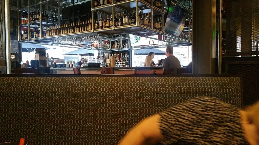 Bad Daddys Burger Bar | restaurant | 1 W Flatiron Crossing Dr Ste 2156, Broomfield, CO 80021, USA | 3034382143 OR +1 303-438-2143