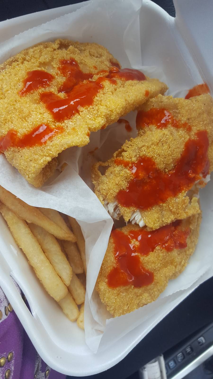 Indy Steak & Lemonade | restaurant | 3367 W 10th St, Indianapolis, IN 46222, USA | 3179749995 OR +1 317-974-9995