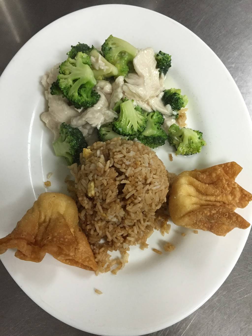 Panda Garden | restaurant | 5475 W Loop S # 180, Houston, TX 77081, USA | 7136670880 OR +1 713-667-0880