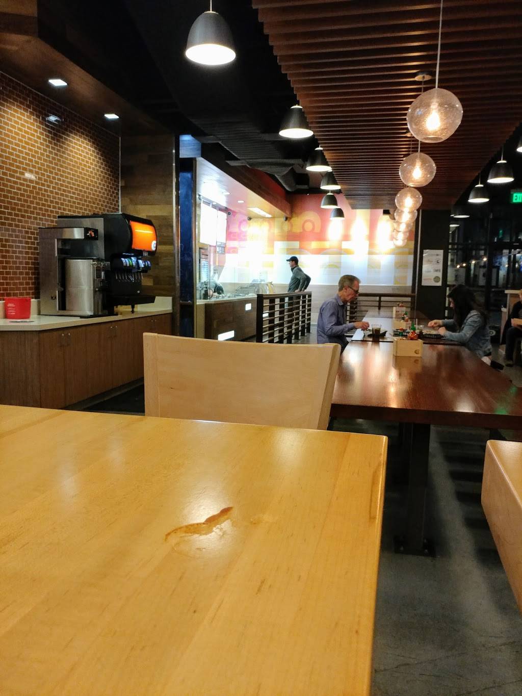 Currito | restaurant | 3654 Edwards Rd, Cincinnati, OH 45208, USA | 5139145072 OR +1 513-914-5072