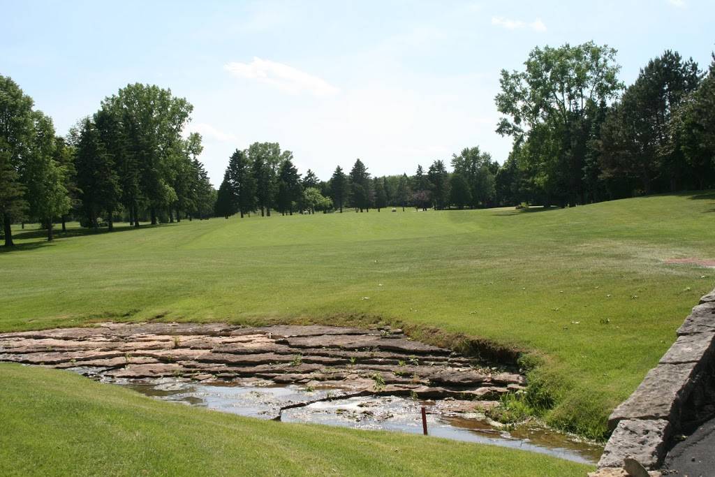 Hilly Haven Golf Course | restaurant | 5911 Co Rd PP, De Pere, WI 54115, USA | 9203366204 OR +1 920-336-6204