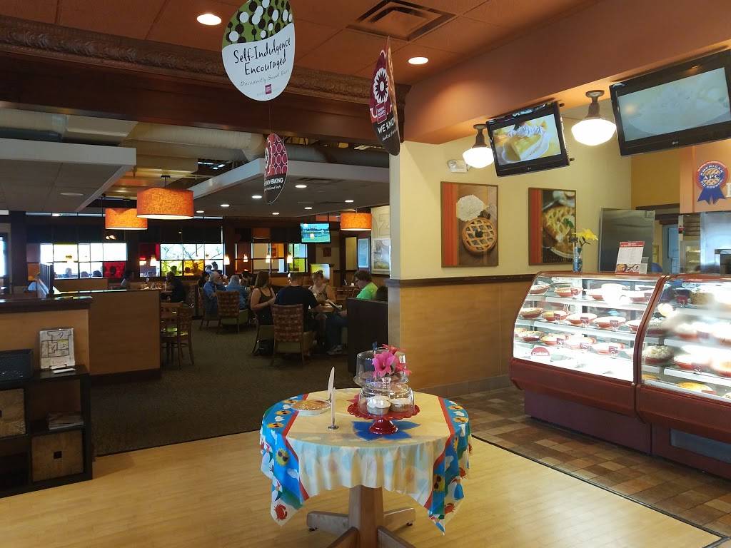 Bakers Square Restaurant & Bakery | restaurant | 2020 W 75th, Woodridge, IL 60517, USA | 6302410609 OR +1 630-241-0609