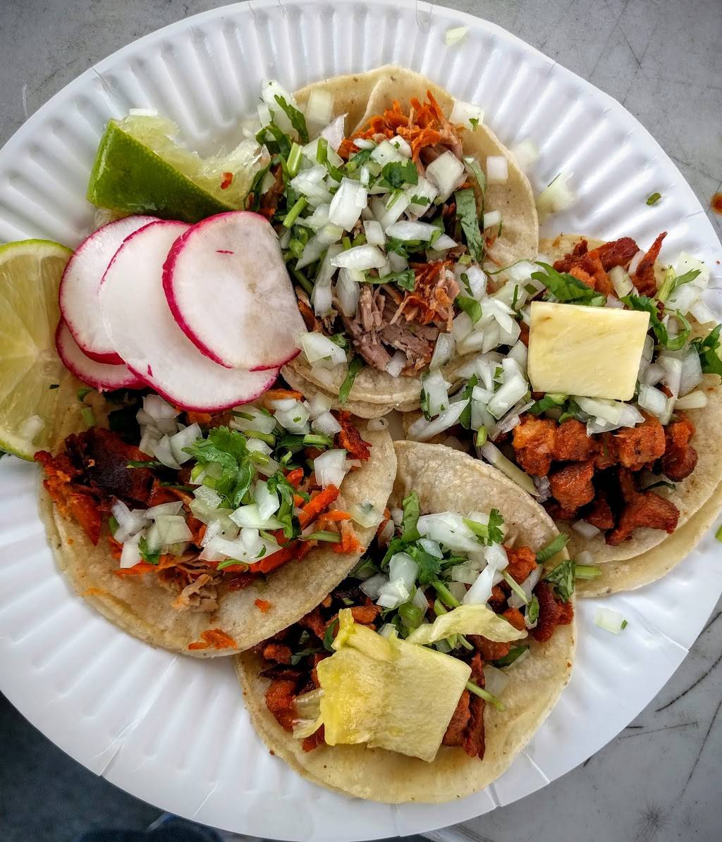 Leos Tacos Truck | restaurant | 1515 South La Brea Ave, Los Angeles, CA 90019, USA | 3233462001 OR +1 323-346-2001