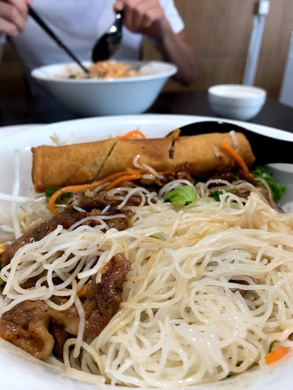 Phở ~ Excellent | restaurant | 1120 Main St W, Hamilton, ON L8S 1X1, Canada | 2893890835 OR +1 289-389-0835