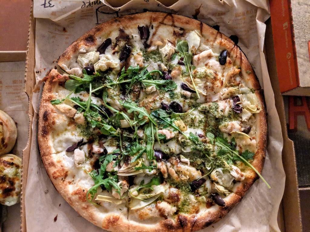 Blaze Pizza | restaurant | 4488 Town Center Pkwy, Jacksonville, FL 32224, USA | 9045120694 OR +1 904-512-0694