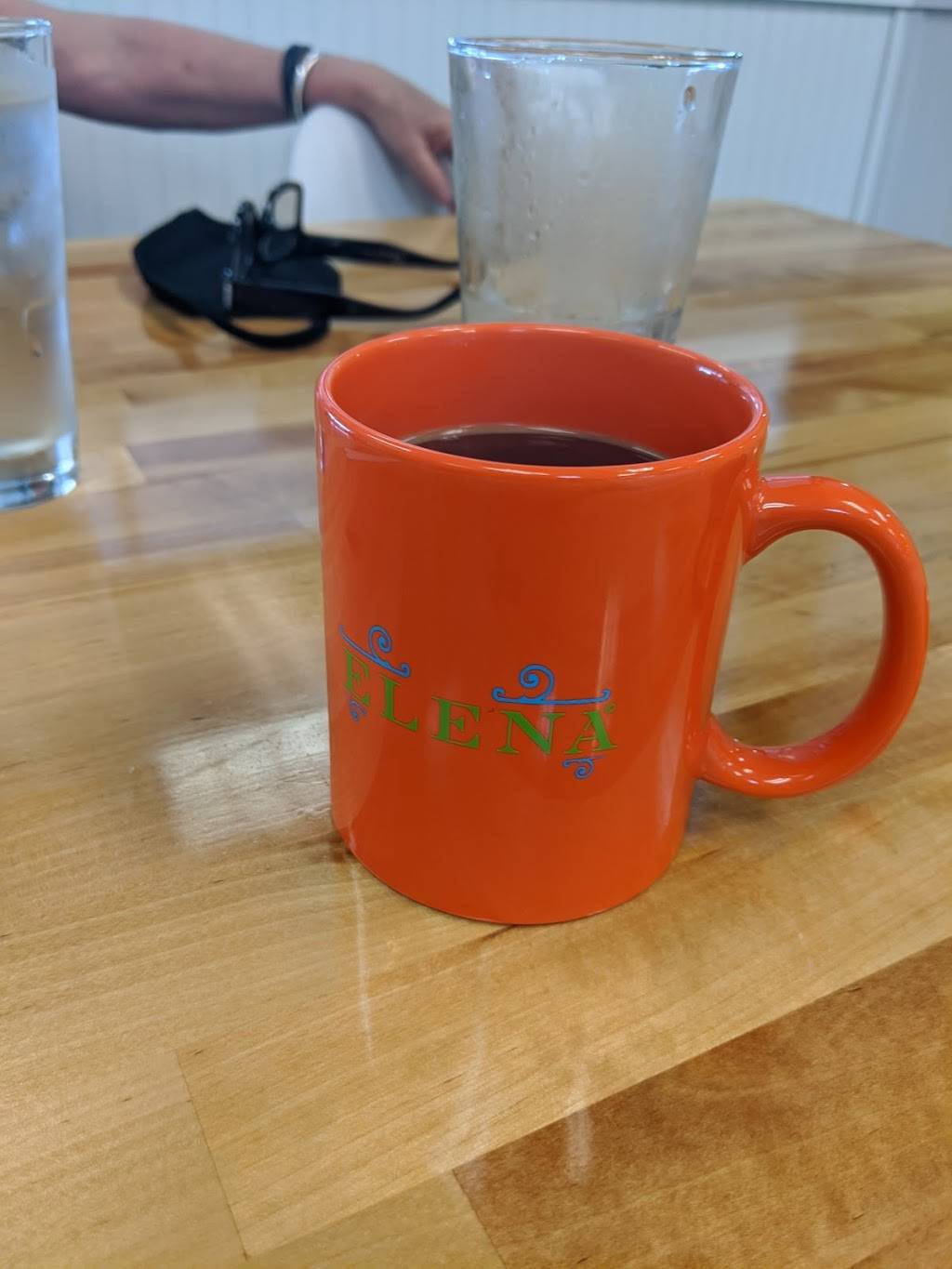 Cafe Elena | restaurant | 2054 Crown Plaza Dr, Columbus, OH 43235, USA | 6147260726 OR +1 614-726-0726