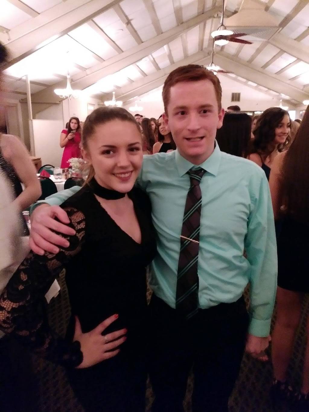 Dunkin | bakery | 20 Ann and Hope Way, Cumberland, RI 02864, USA | 4017251921 OR +1 401-725-1921