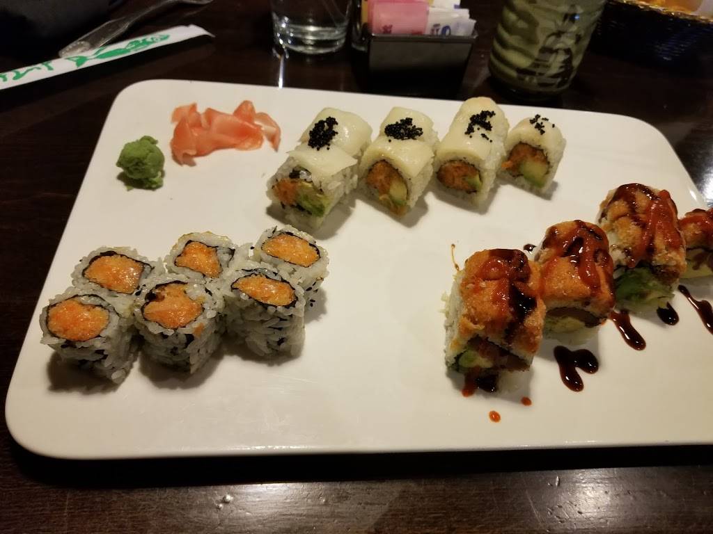 Yamato Japanese Steakhouse & Sushi | restaurant | 3717 National Rd E, Richmond, IN 47374, USA | 7659351077 OR +1 765-935-1077