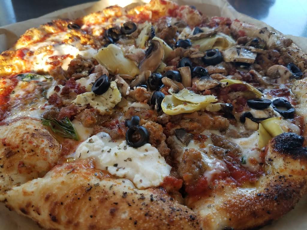 urban bricks pizza | restaurant | 10650 Culebra Rd, San Antonio, TX 78251, USA | 2106801111 OR +1 210-680-1111