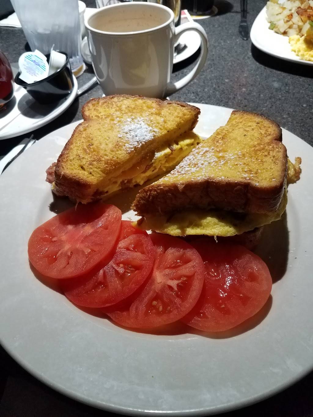 Charlies Down Under | restaurant | 1950 N Buffalo Dr, Las Vegas, NV 89128, USA | 7028045172 OR +1 702-804-5172