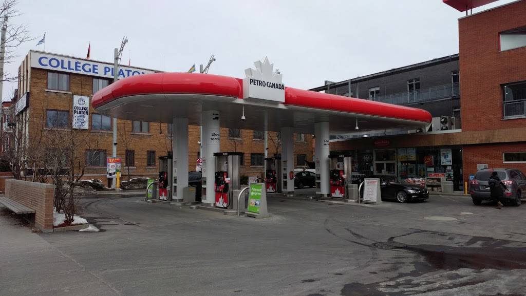 A&W Canada | restaurant | 4505 Av du Parc, Montréal, QC H2V 4E4, Canada | 5148493001 OR +1 514-849-3001