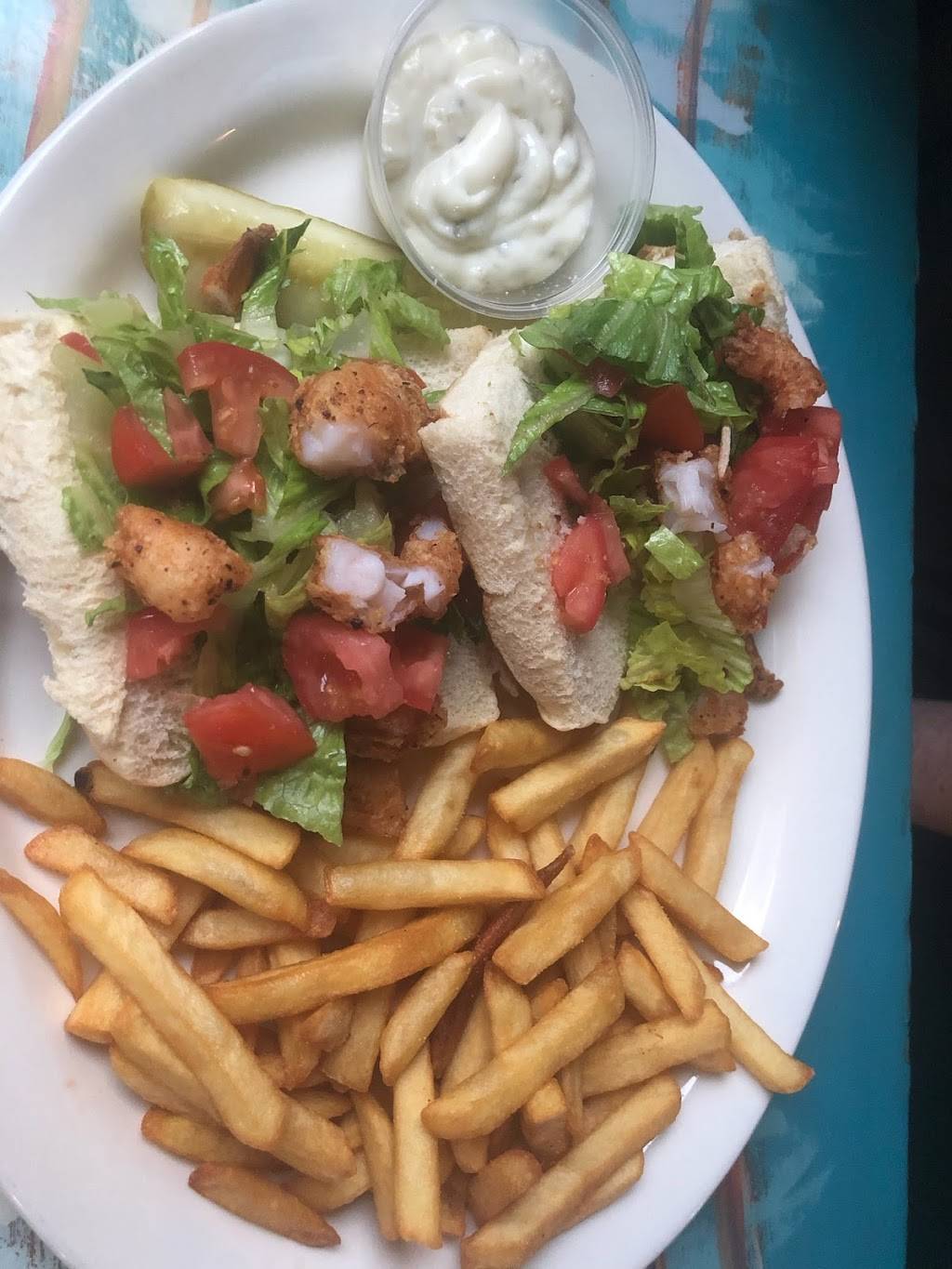 Beaches Bar And Grill | restaurant | 4299 Collins Ave, Miami Beach, FL 33140, USA | 3056721910 OR +1 305-672-1910