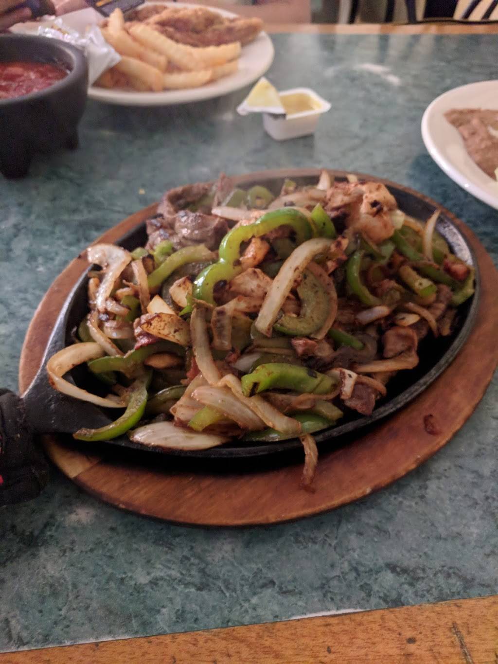 El Pobre Mexican Restaurant | restaurant | 6841 Cruso Rd, Canton, NC 28716, USA | 8282359311 OR +1 828-235-9311