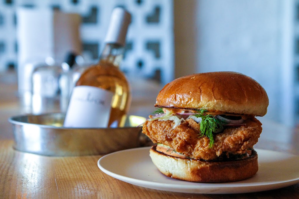 Lulu’s Wine Garden | restaurant | 1940 11th St NW, Washington, DC 20001, USA | 2023329463 OR +1 202-332-9463