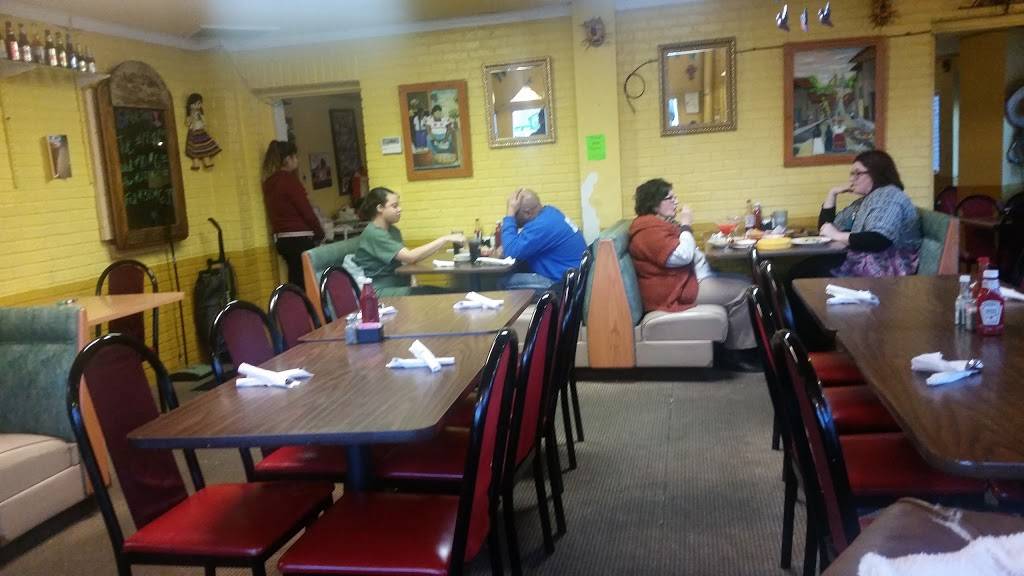 Tequila Restaurante & Cantina | restaurant | 2824 Easton Blvd, Des Moines, IA 50317, USA | 5152624485 OR +1 515-262-4485