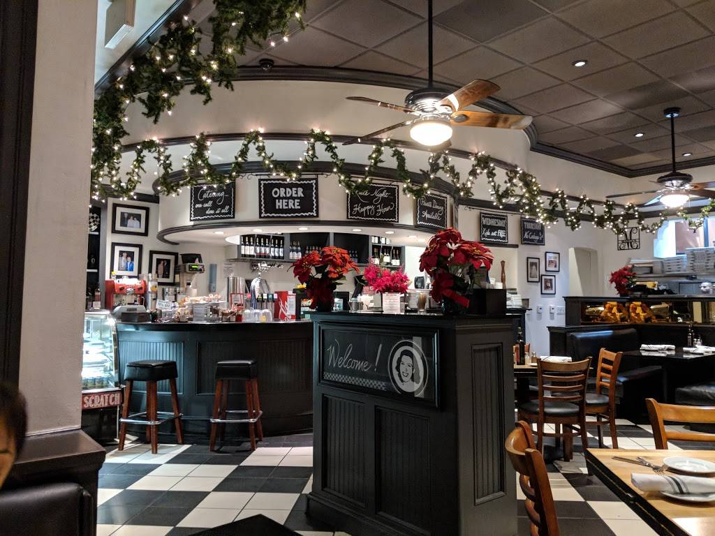 Marias Italian Kitchen | restaurant | 23331 Mulholland Dr, Woodland Hills, CA 91364, USA | 8182250586 OR +1 818-225-0586