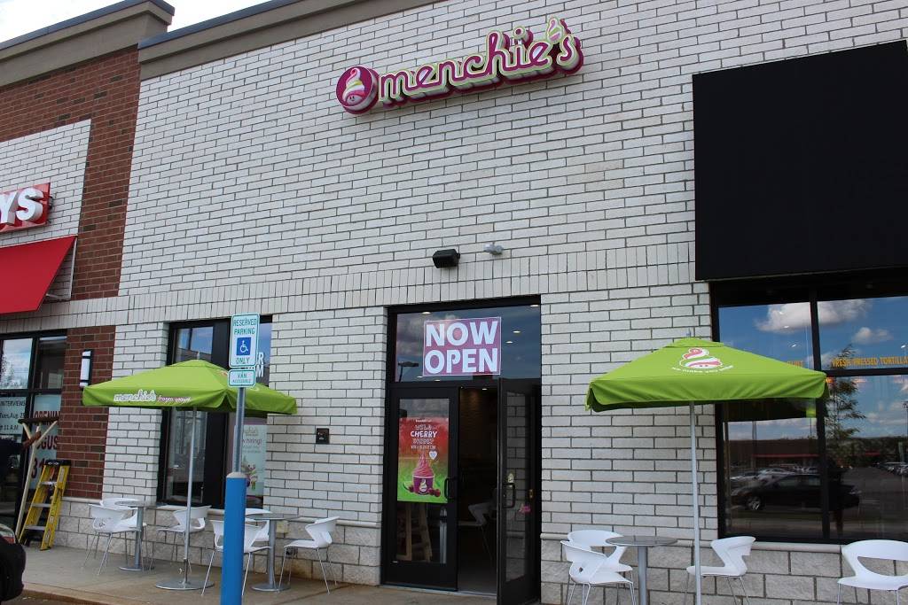 Menchies Frozen Yogurt | bakery | 3155 Ann Arbor-Saline Rd Ste B, Ann Arbor, MI 48103, USA | 7342221125 OR +1 734-222-1125