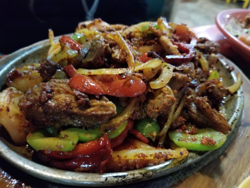 Don Tequillas | restaurant | 430 N Cochran Ave, Charlotte, MI 48813, USA | 5175436484 OR +1 517-543-6484